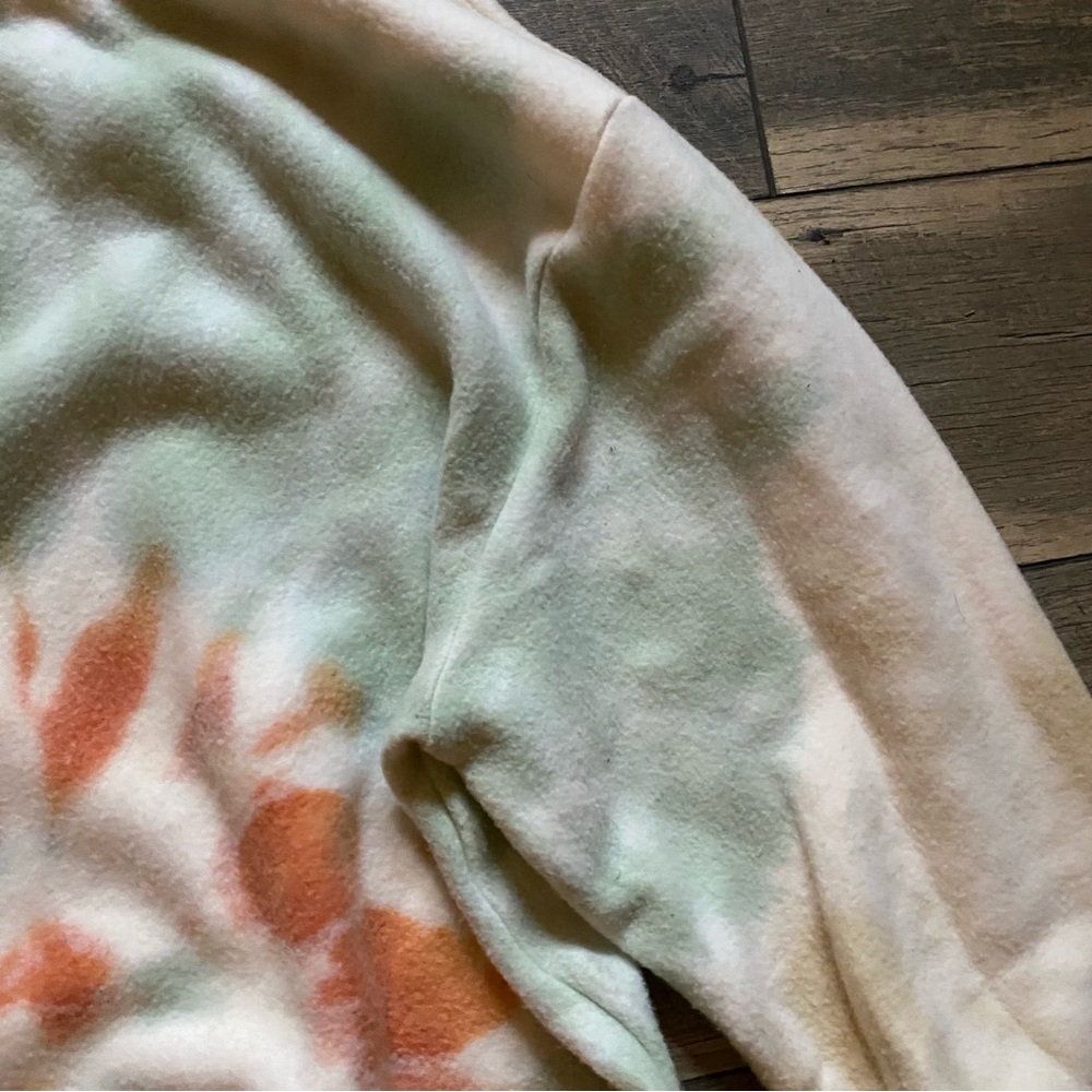 Feat || Blanketblend Supersoft Tie Dye Hoodie (Venice) Size L - Picture 15 of 16